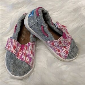 Toms shoes